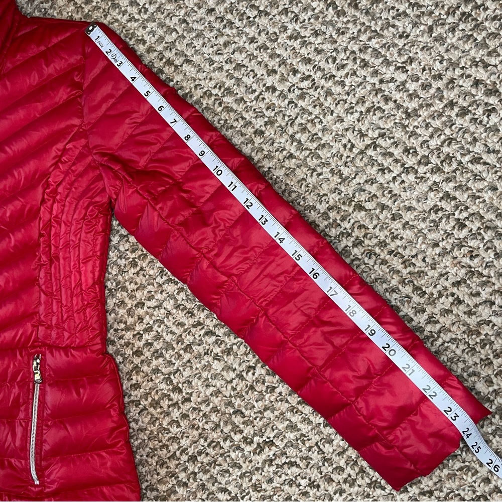 Kenneth Cole Reaction Women's Red Quilted Packable Puffer Jacket - Picture 12 of 16